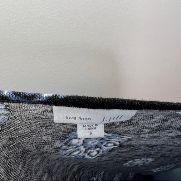 J.Jill Linen Black Medallion Print‎ 3/4 Sleeve Top Size S Raglan Stripe V-Neck - Picture 10 of 10